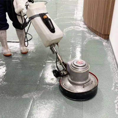 共有スペースの床清掃